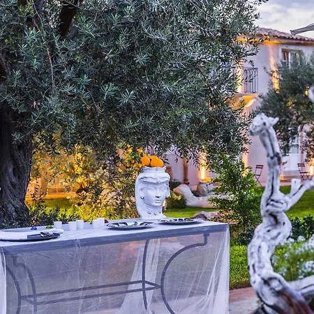 Hotel Zahir Noto